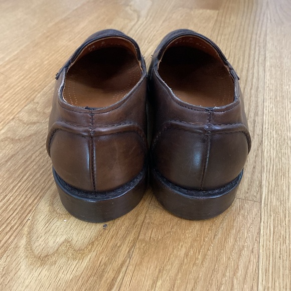 Ralph Lauren Burnished Singleton Loafer - Picture 3 of 7